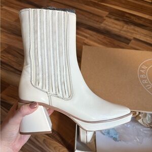 Urban Outfitters Cream Block Heel Ankle Boots, Women’s Size 9